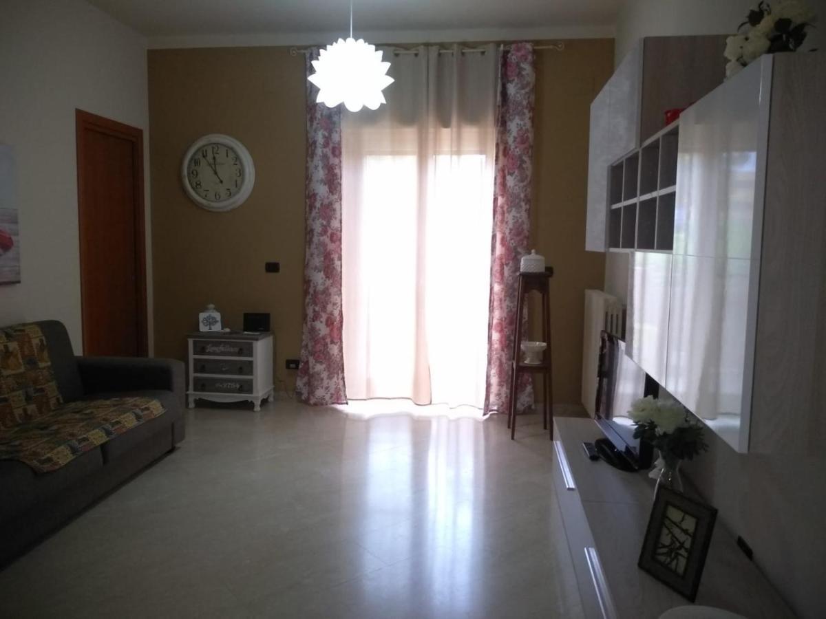 Casa Vacanze Margo' Monopoli Exterior foto